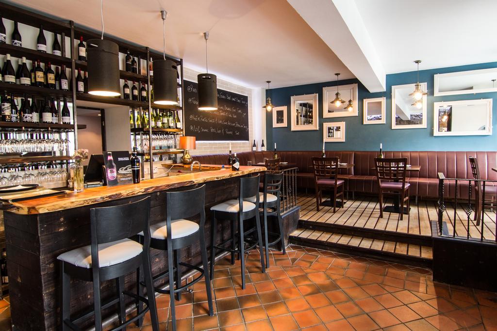 Armorica Hotel Oranmore Exterior photo
